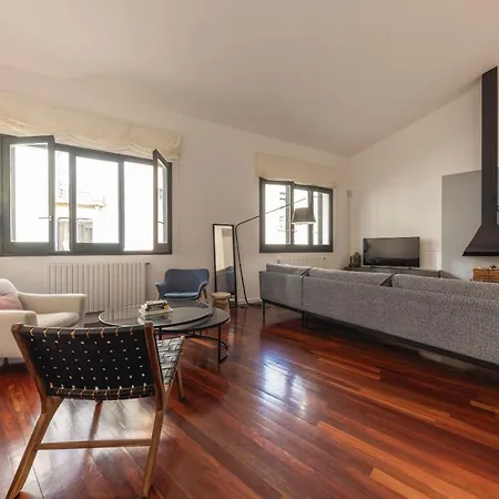 Bravissimo Cort Reial Palau, Duplex Penthouse Apartment