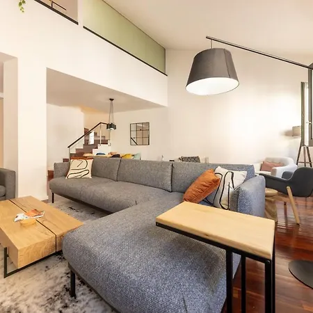 Apartment Bravissimo Cort Reial Palau, Duplex Penthouse
