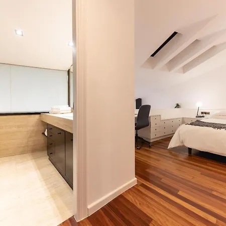 Bravissimo Cort Reial Palau, Duplex Penthouse Girona