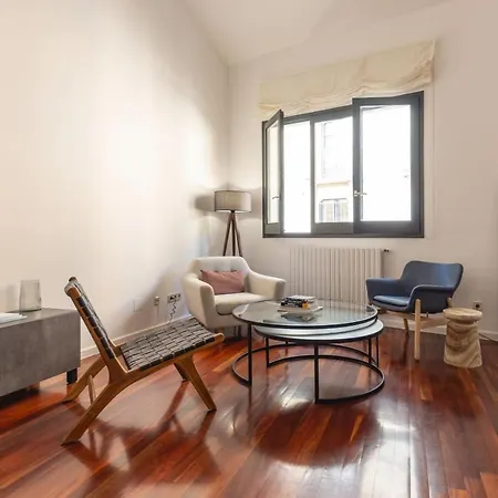 شقة Bravissimo Cort Reial Palau, Duplex Penthouse *