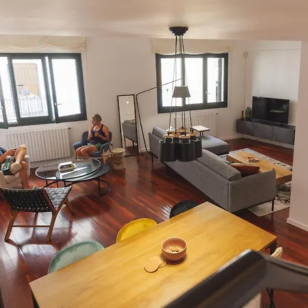 Bravissimo Cort Reial Palau, Duplex Penthouse Girona